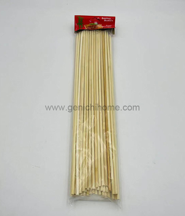 Care este cel mai curat mod de a curăța frigarui de grătar?